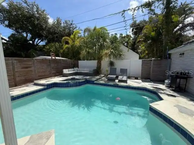 Listing Photo 28