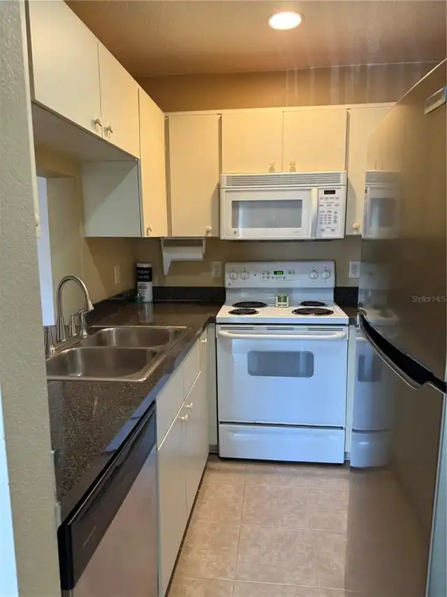 Listing Photo 7