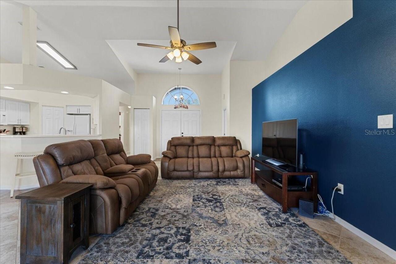 Listing Photo 9