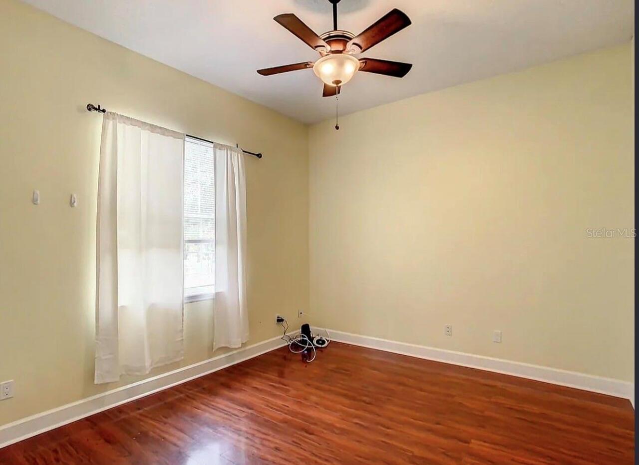 Listing Photo 6