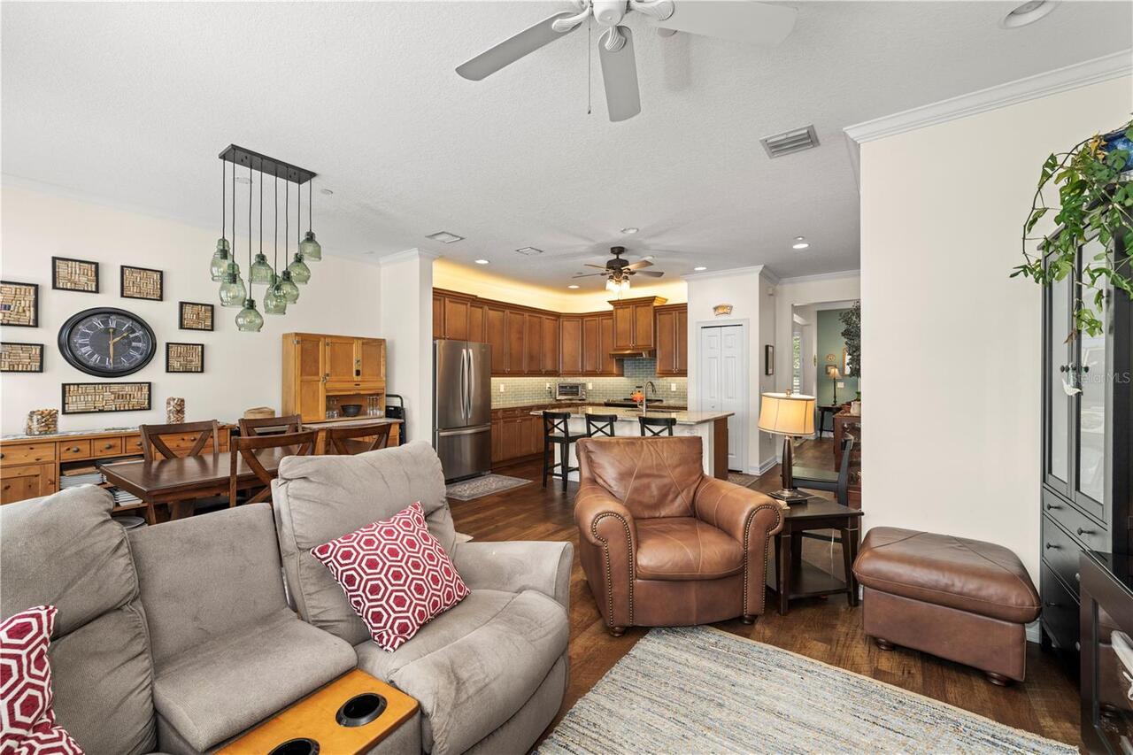 Listing Photo 17