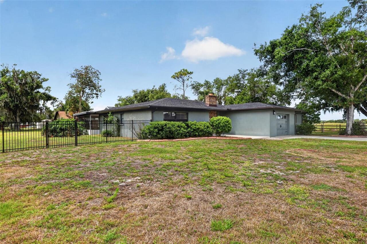 Listing Photo 11