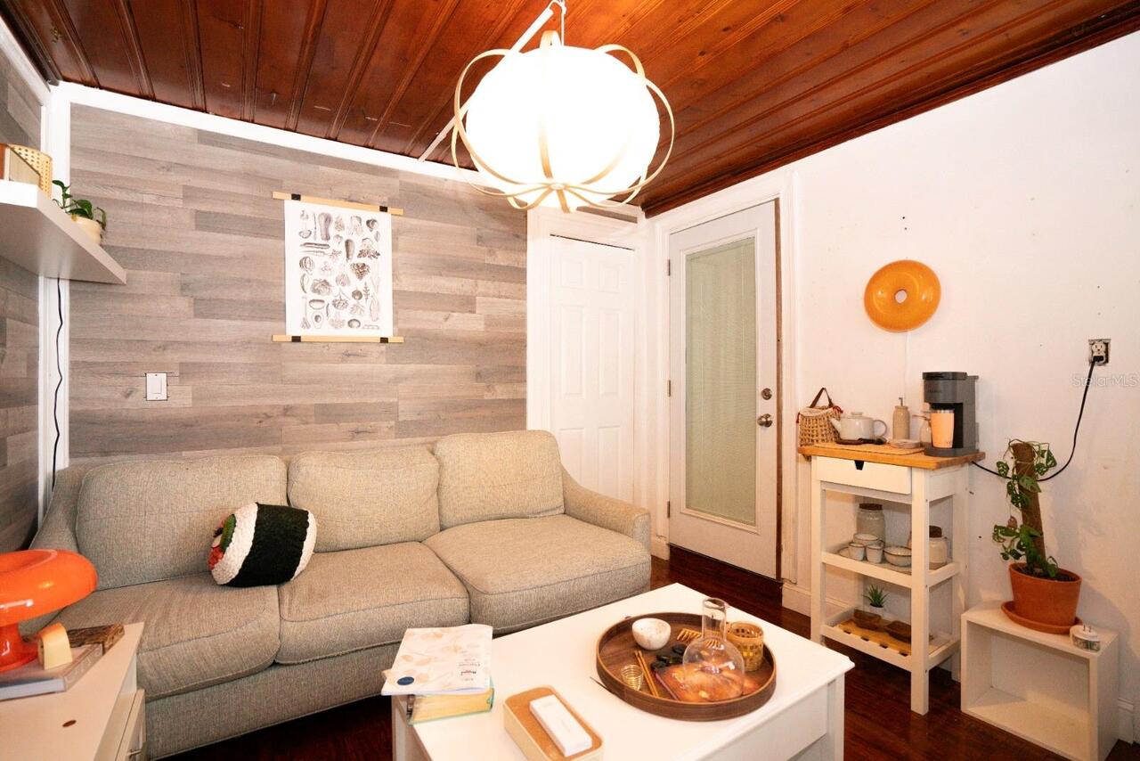 Listing Photo 18