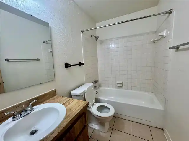 Listing Photo 15