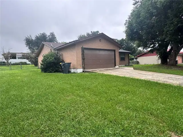 Listing Photo 19