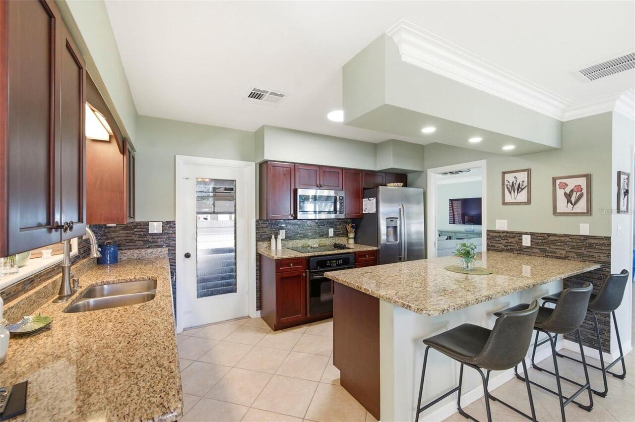 Listing Photo 17