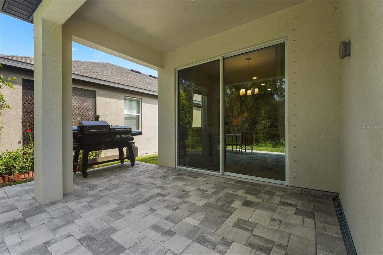 Listing Photo 12