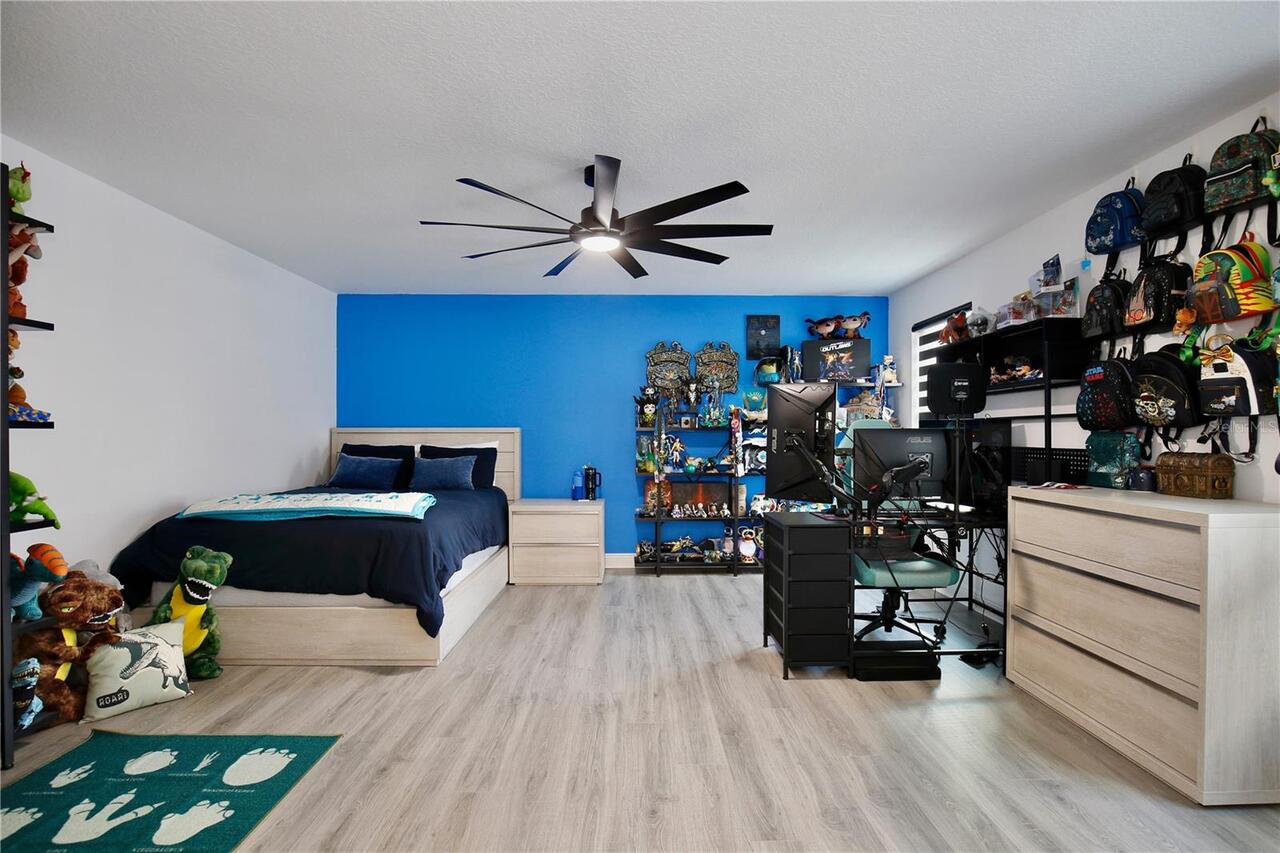 Listing Photo 32