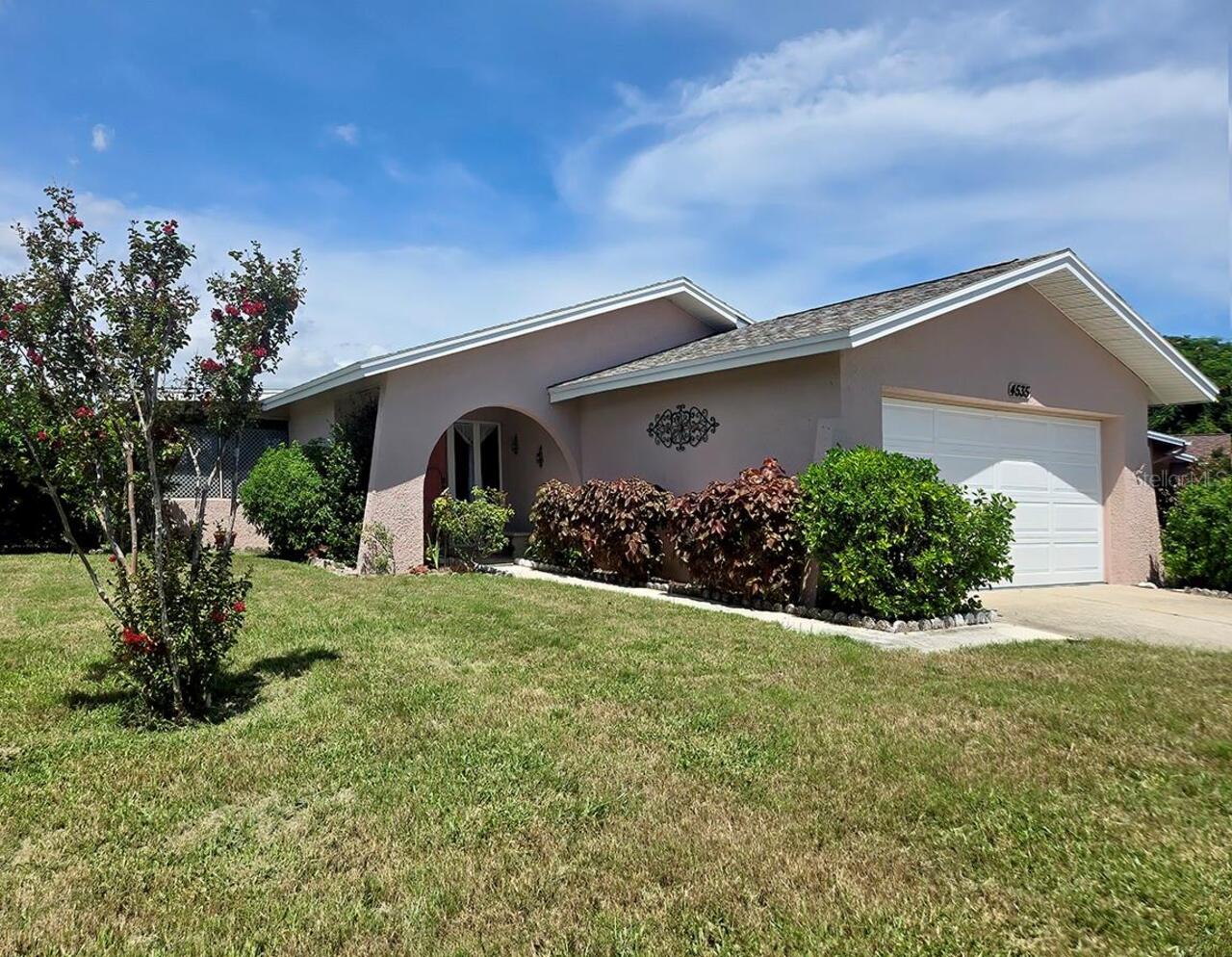 Listing Photo 1