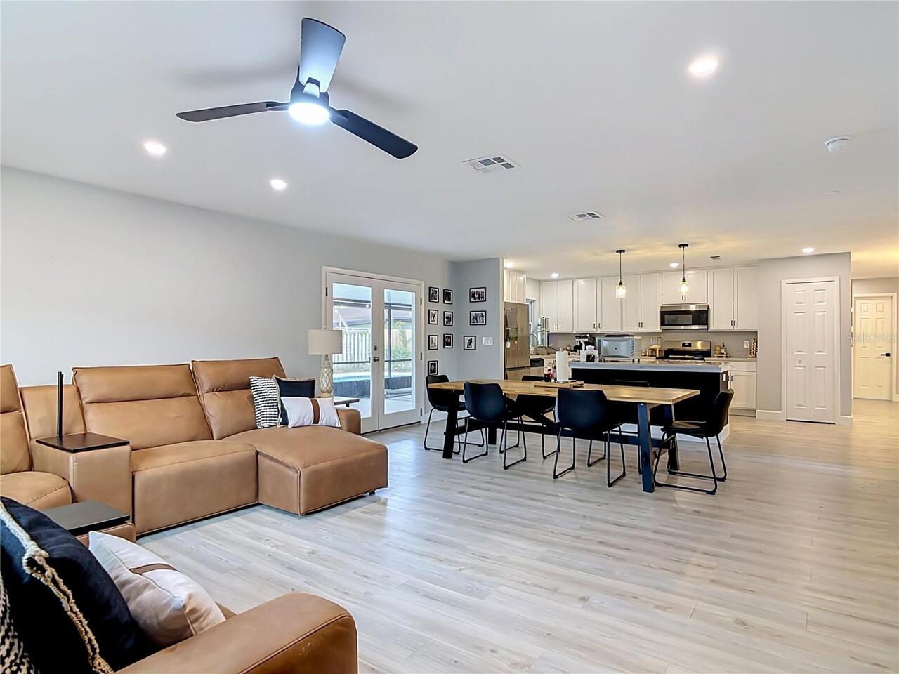 Listing Photo 16