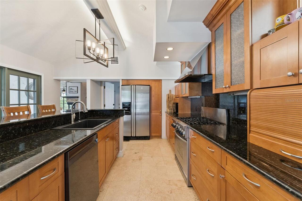 Listing Photo 16