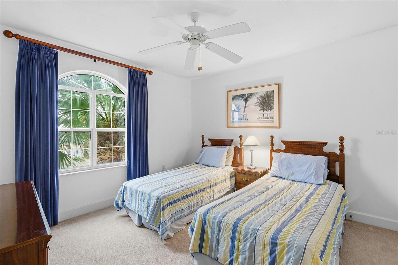 Listing Photo 33