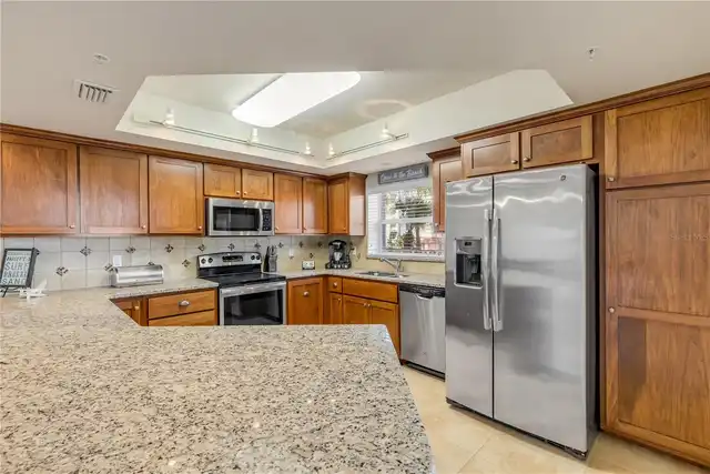 Listing Photo 15