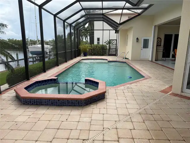Listing Photo 16