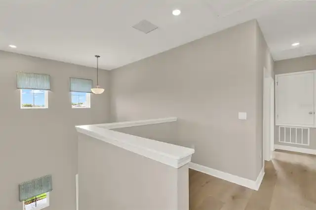 Listing Photo 14