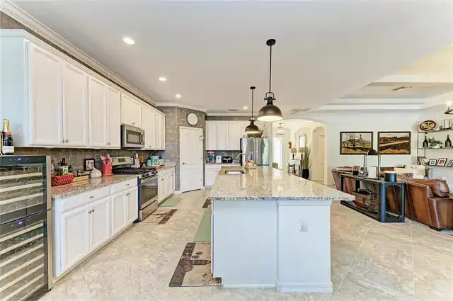 Listing Photo 34