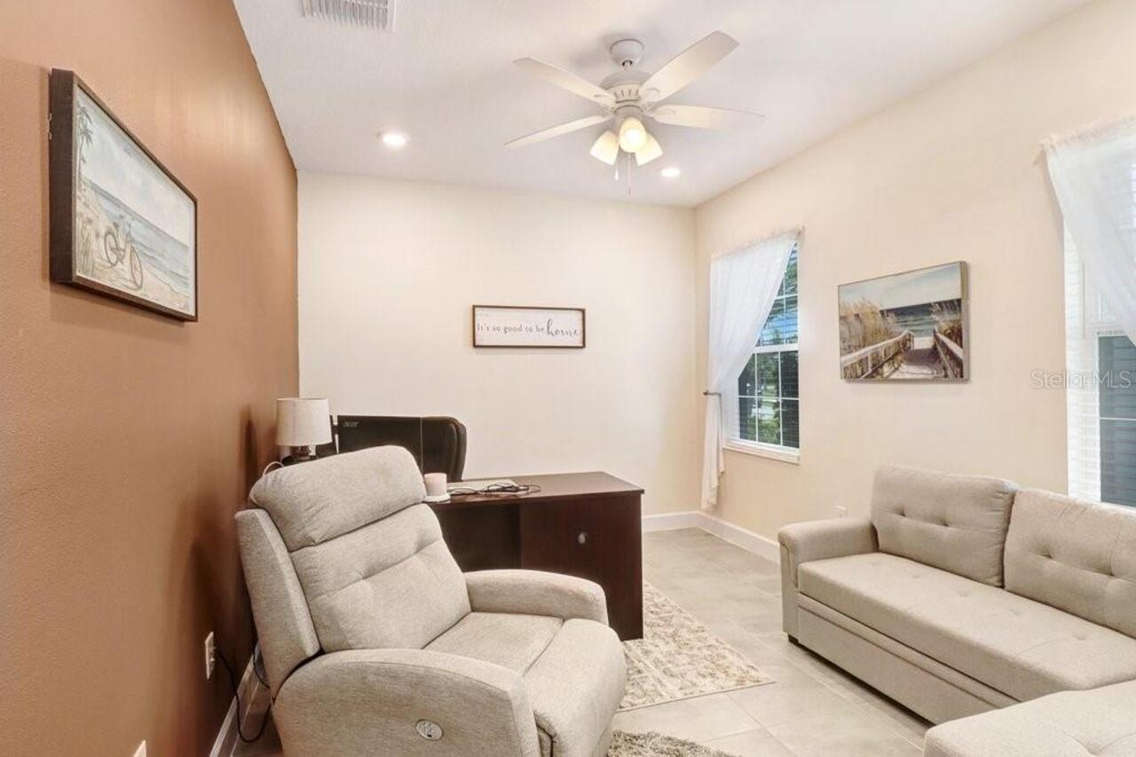 Listing Photo 9