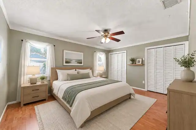 Listing Photo 11