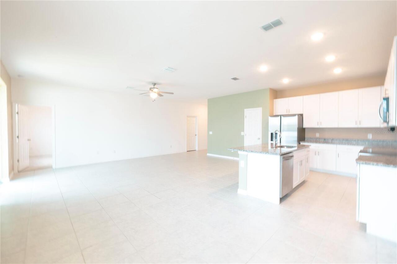 Listing Photo 42