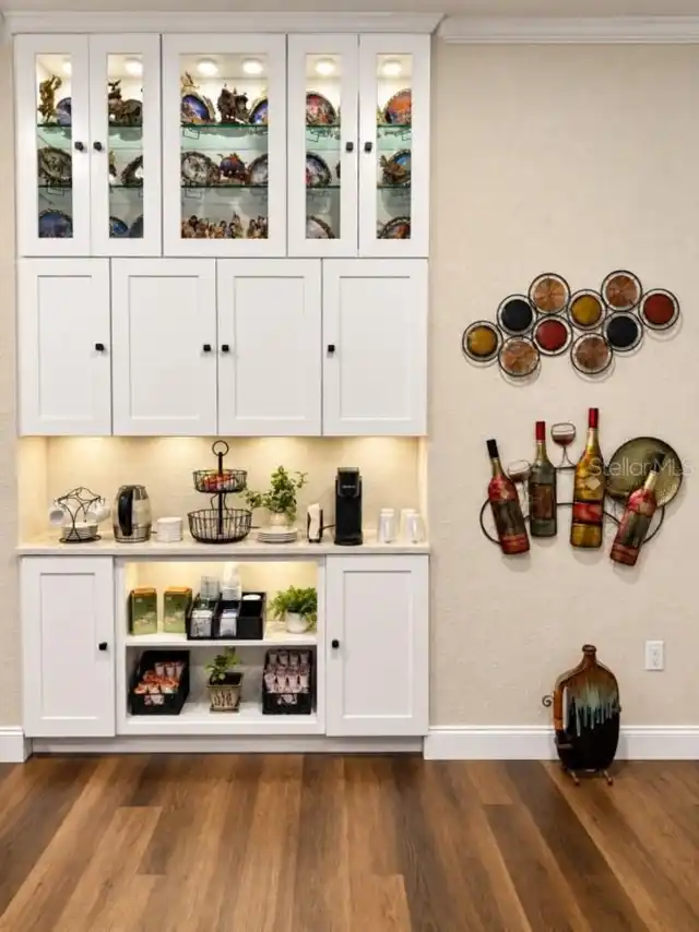 Listing Photo 11
