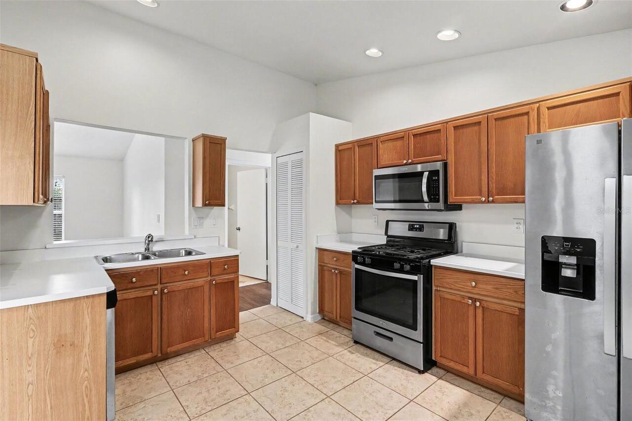 Listing Photo 6
