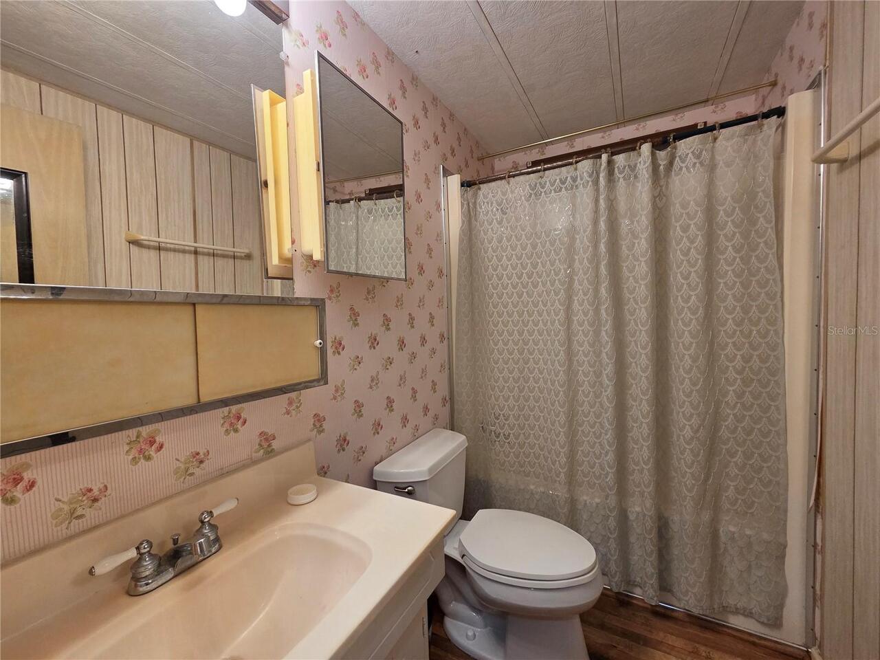 Listing Photo 8