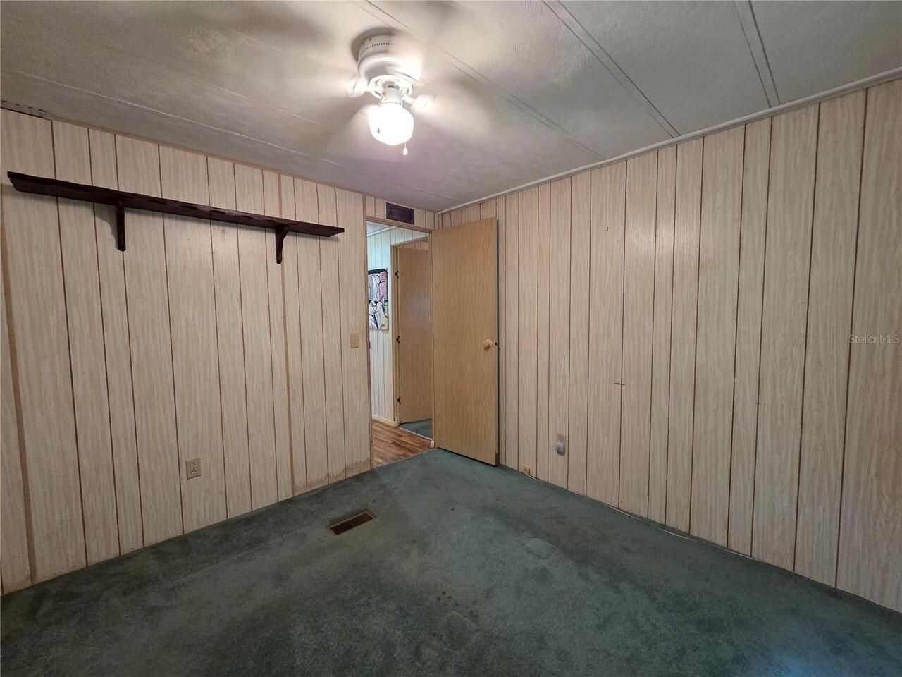 Listing Photo 9