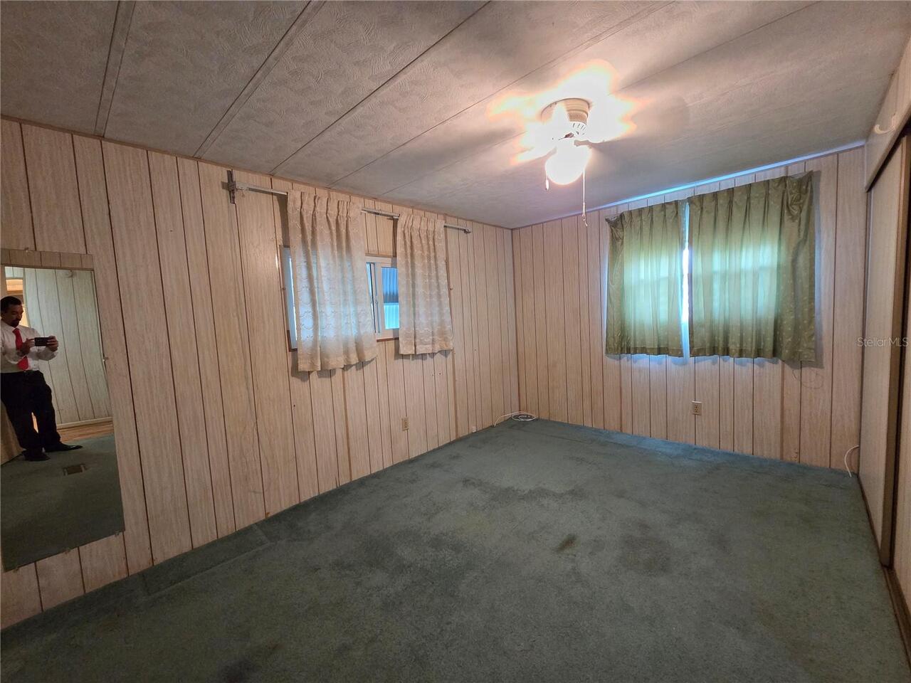 Listing Photo 12