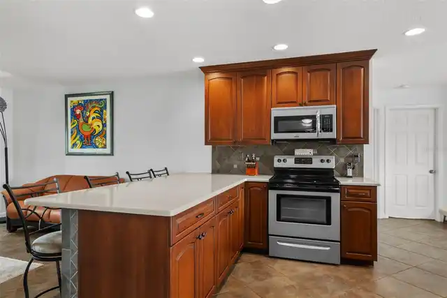 Listing Photo 12
