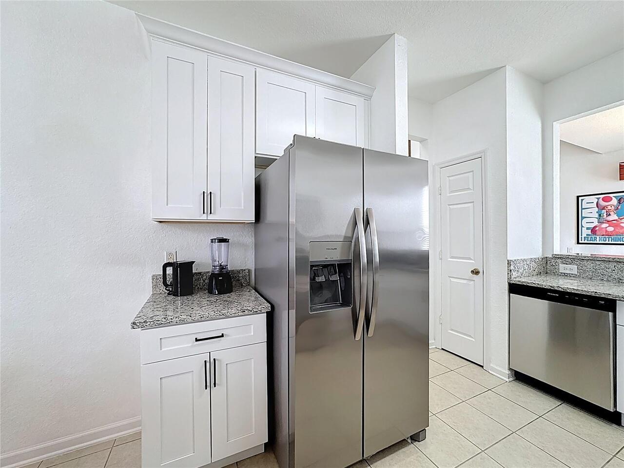 Listing Photo 10