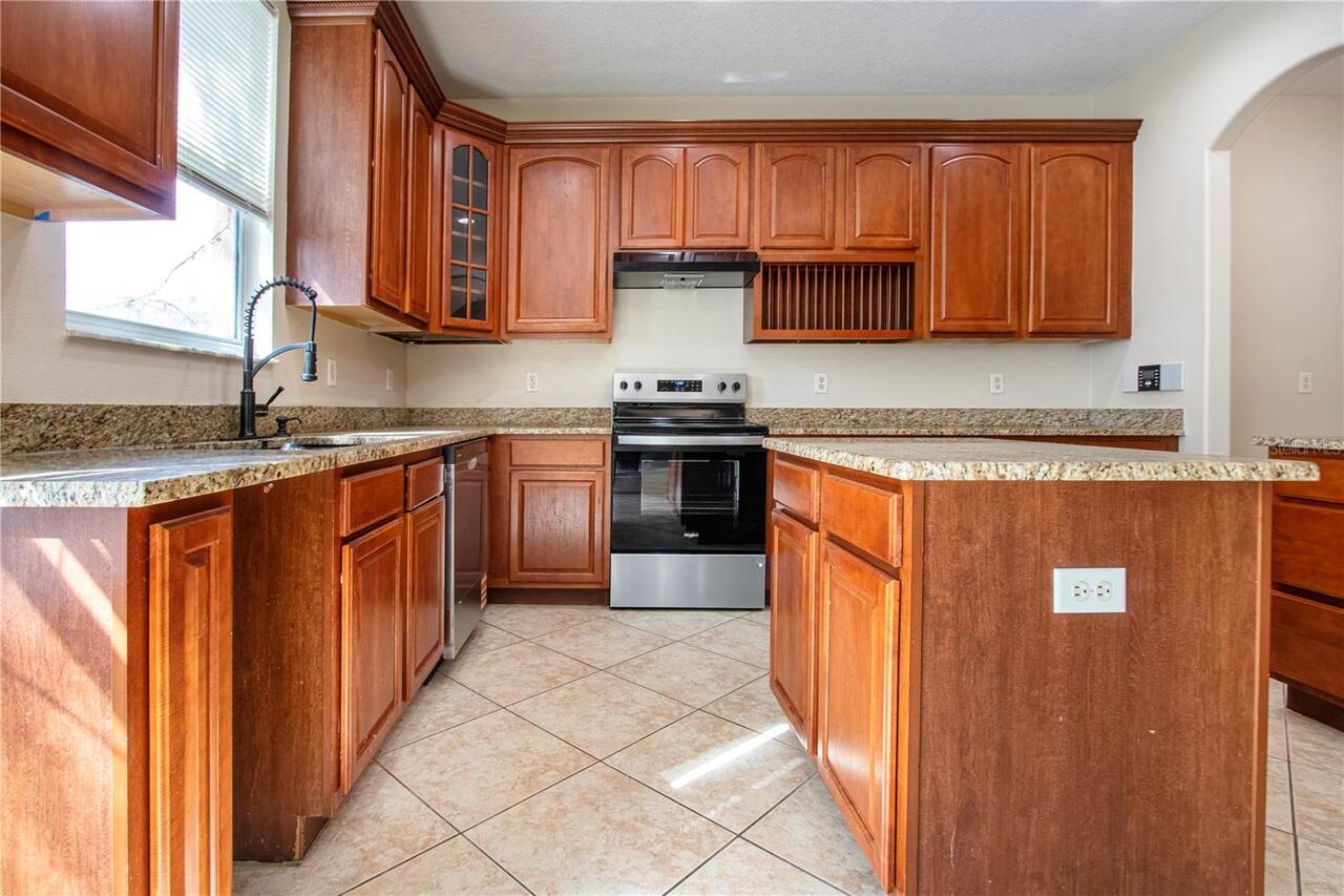 Listing Photo 25