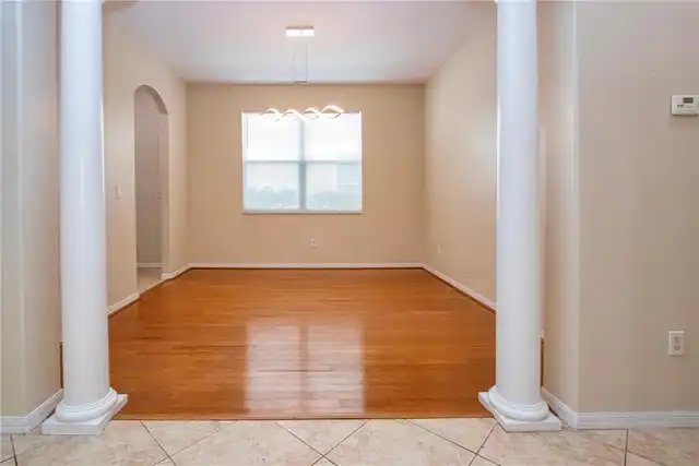 Listing Photo 14