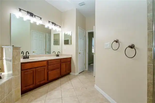 Listing Photo 41