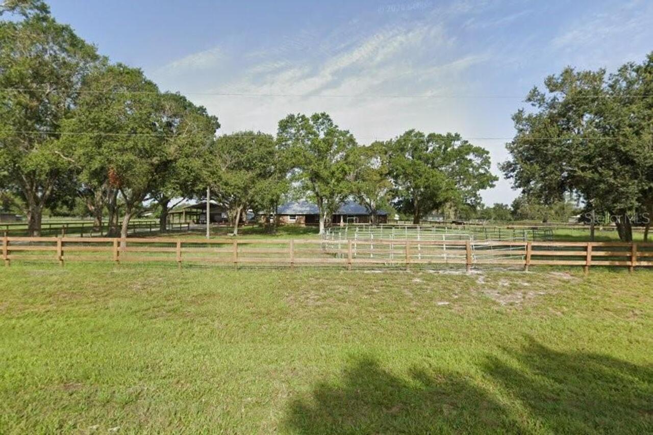 Listing Photo 8