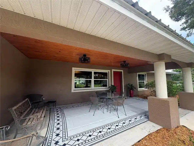 Listing Photo 6
