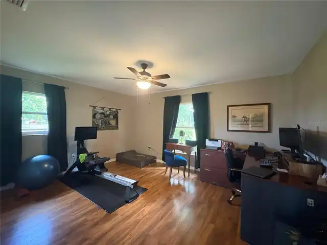 Listing Photo 18