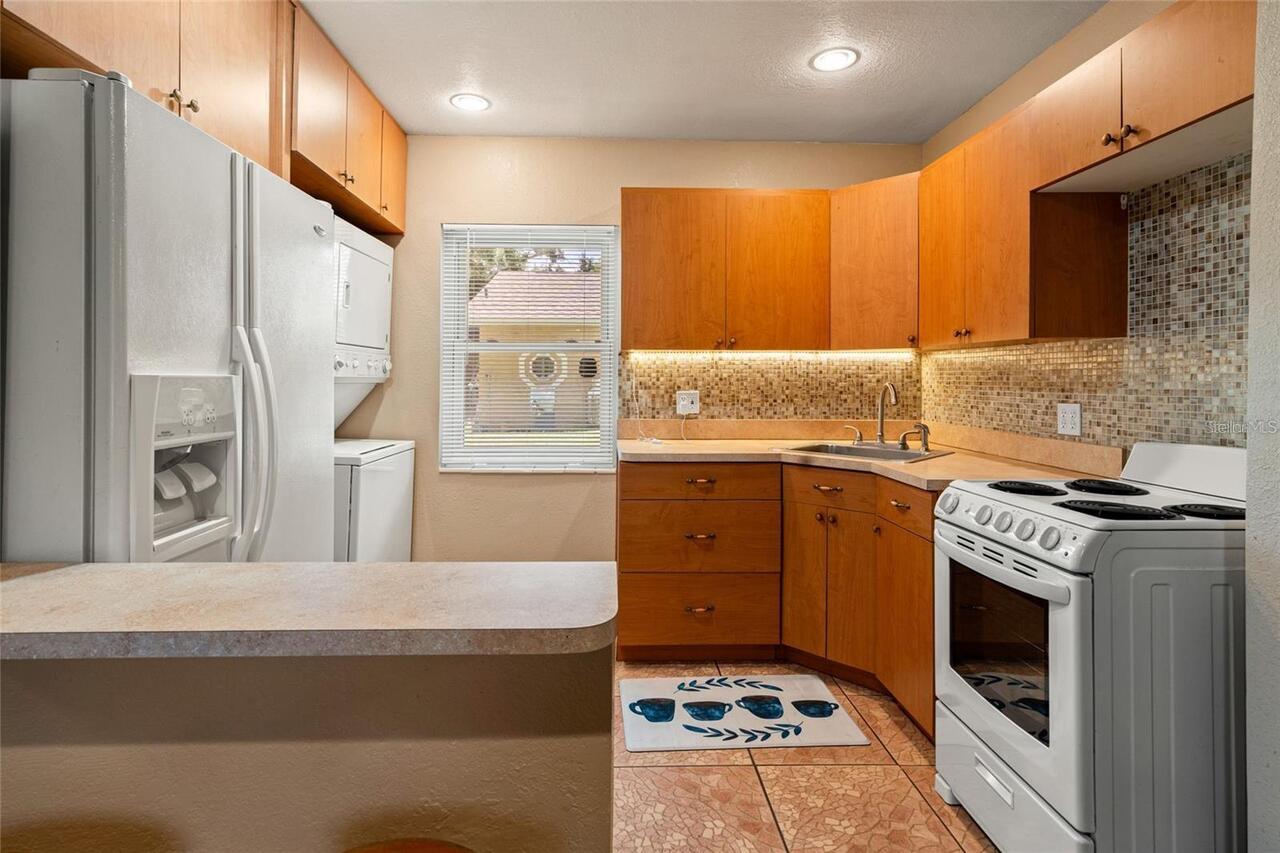 Listing Photo 9
