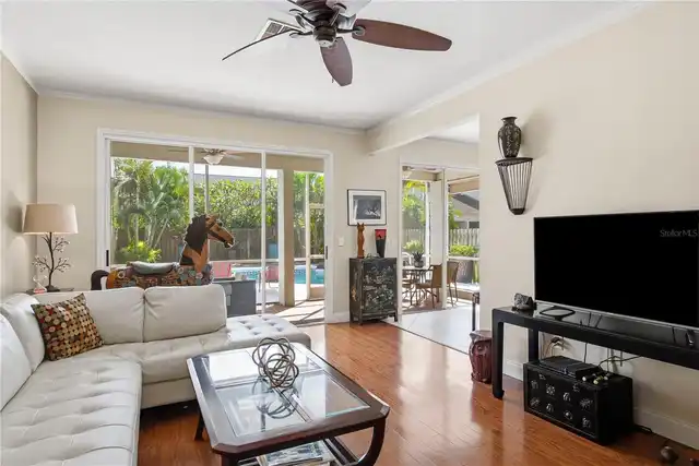Listing Photo 15