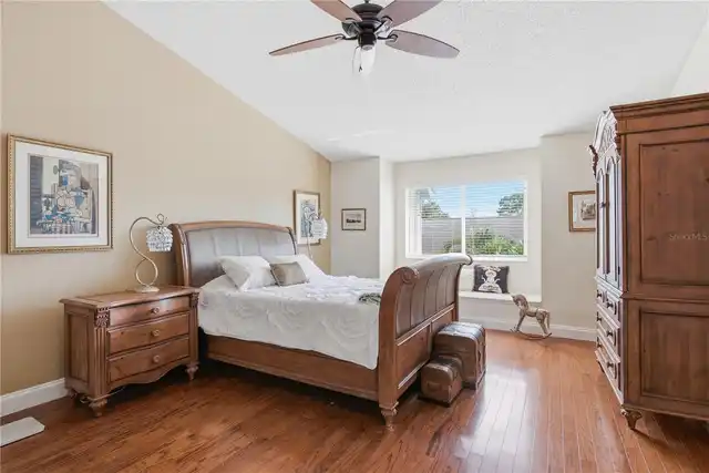Listing Photo 23
