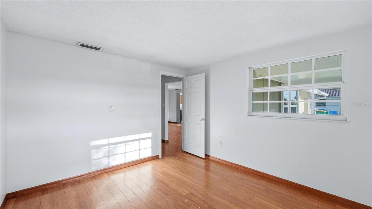 Listing Photo 20