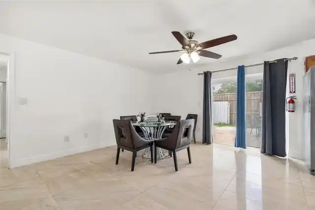 Listing Photo 10