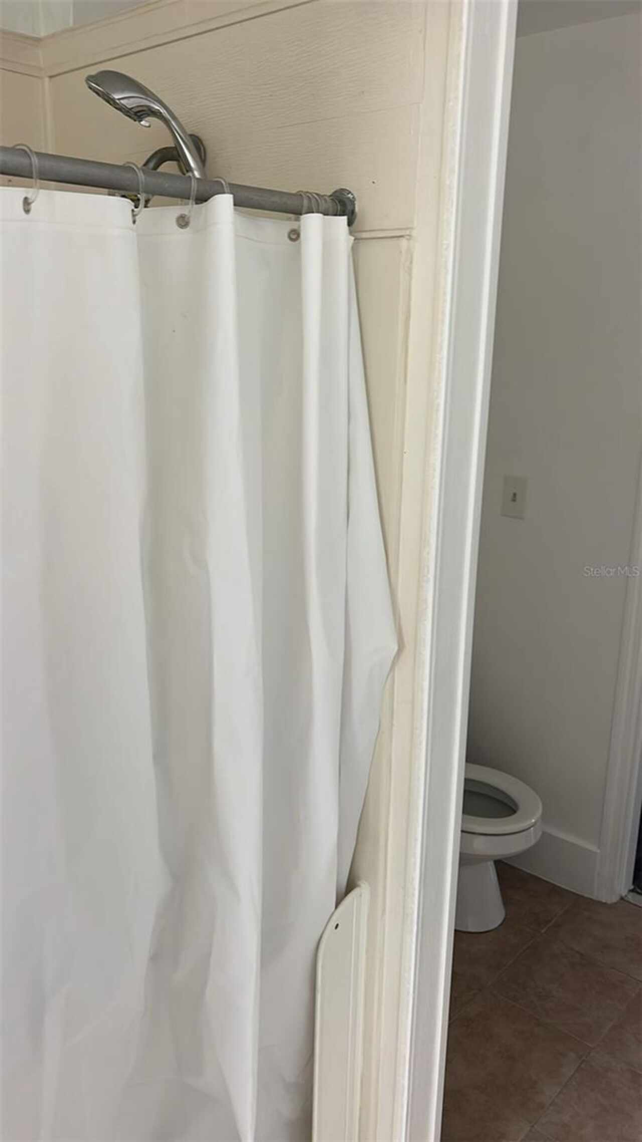 Listing Photo 10