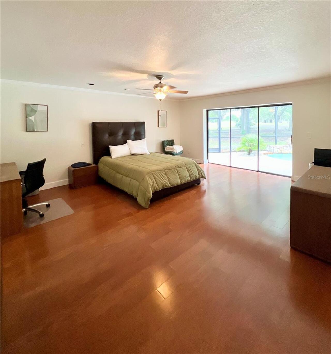 Listing Photo 18
