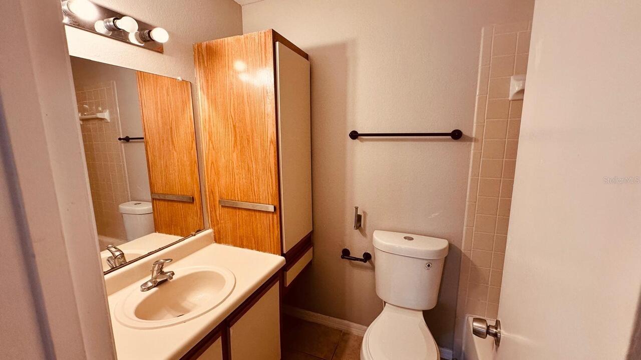 Listing Photo 12