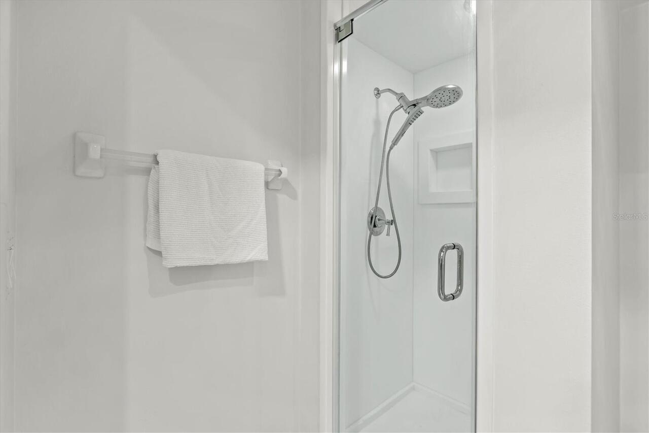 Listing Photo 33