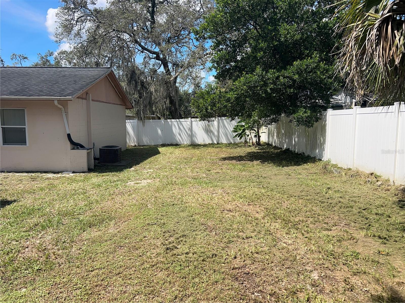 Listing Photo 6