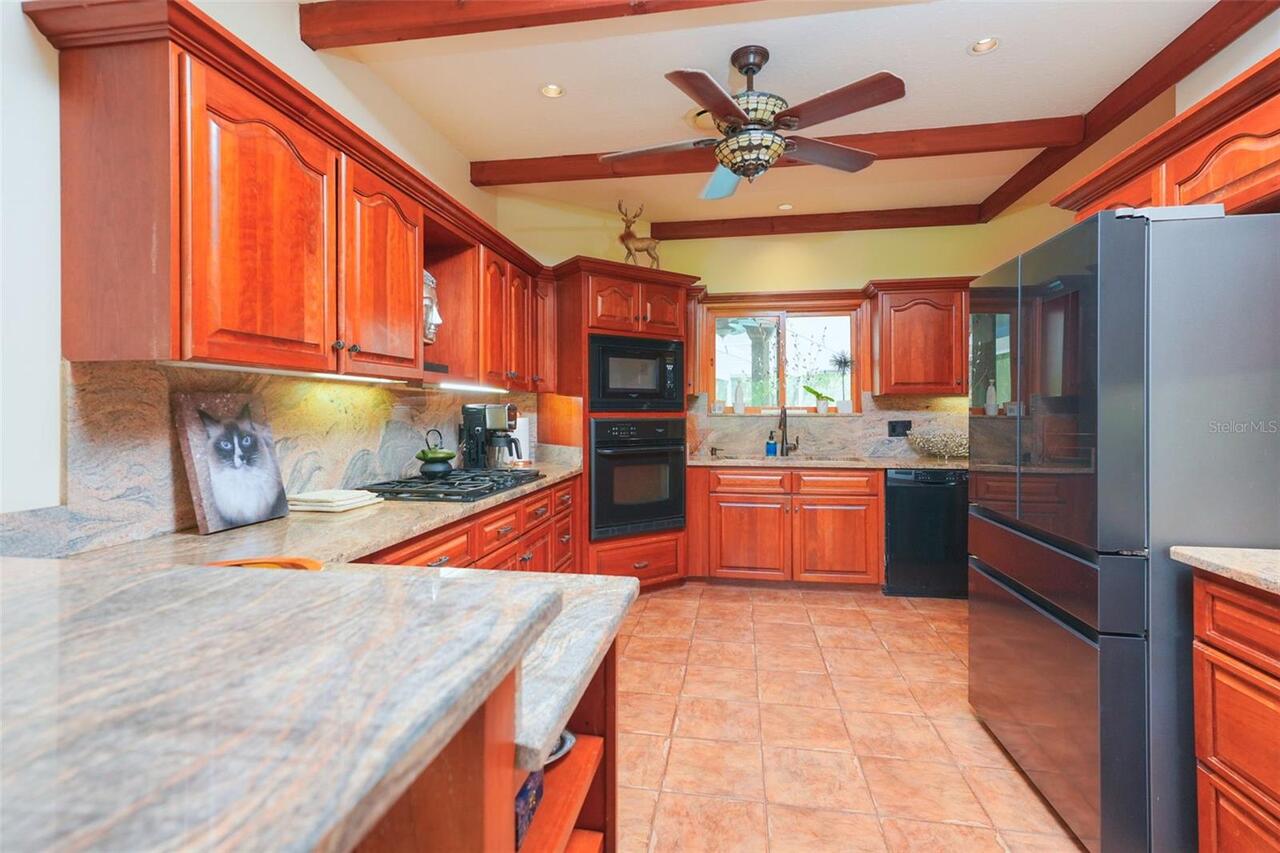 Listing Photo 19