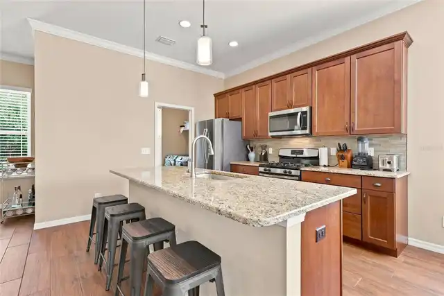Listing Photo 10