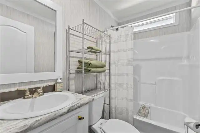Listing Photo 18