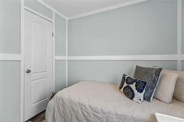 Listing Photo 20